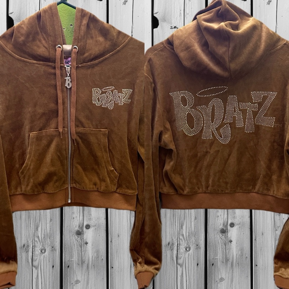 Dolls Kill  x Bratz Women’s velour Hoodie Brown L